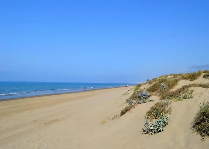 In With Beachfront Pool * Marbella
