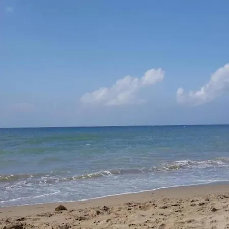 Apartment In With Beachfront Pool Marbella