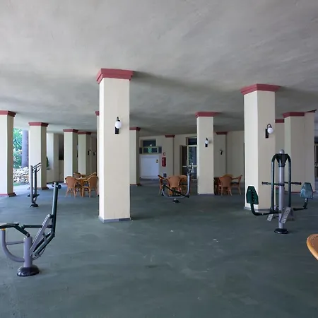Apartment In With Beachfront Pool Marbella