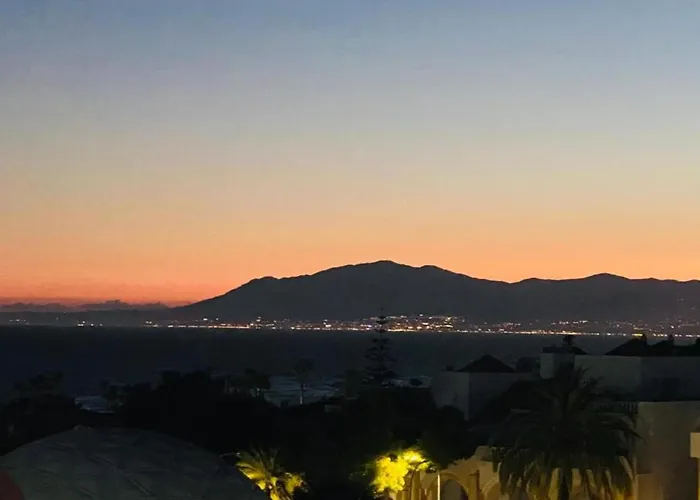 Apartment In With Beachfront Pool Marbella